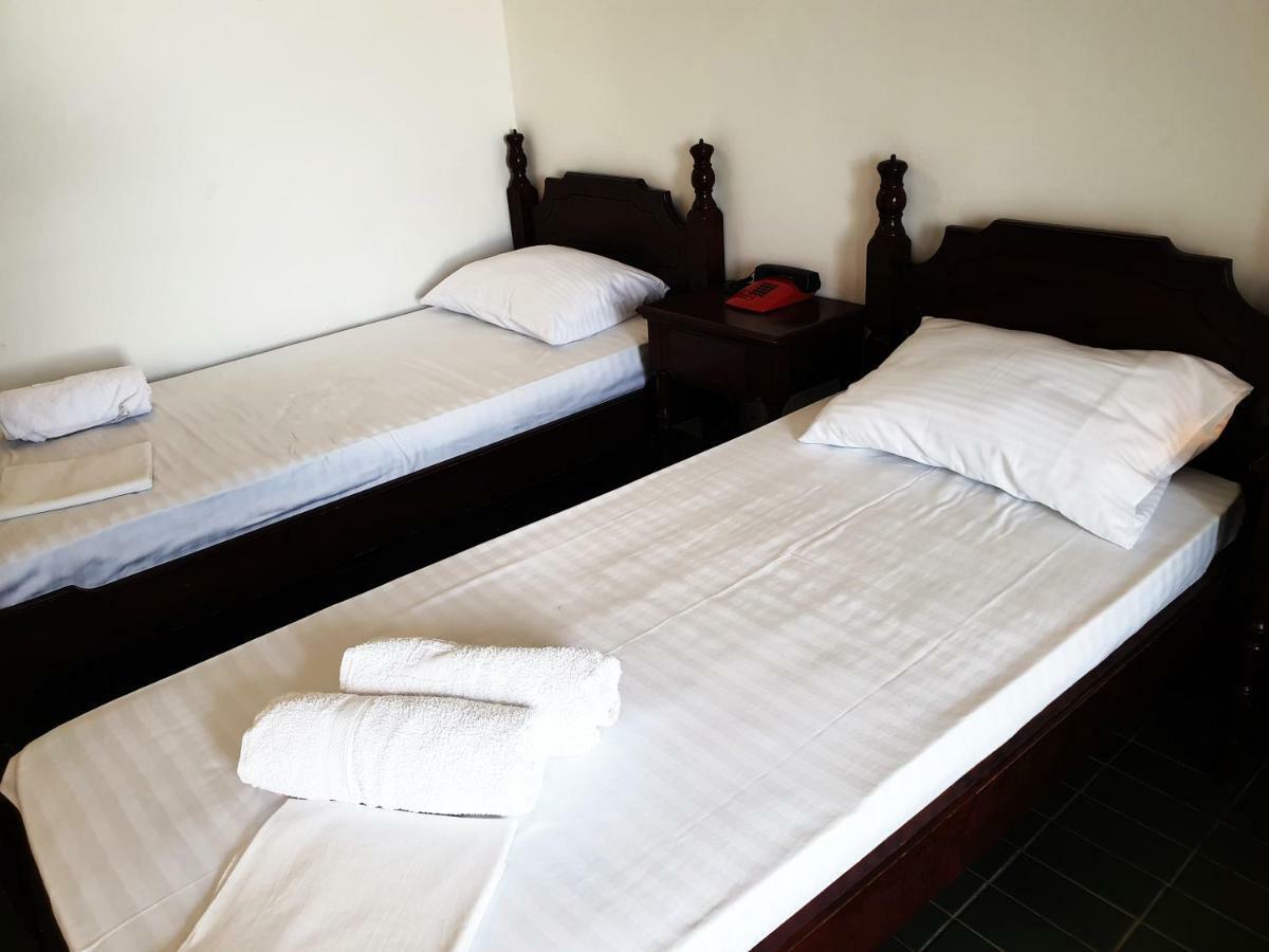 Hotel Sumadija Rafailovici Bečići Buitenkant foto