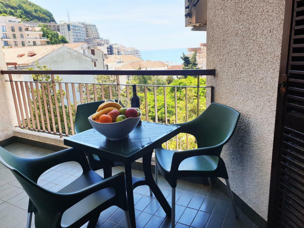 Hotel Sumadija Rafailovici Bečići Buitenkant foto