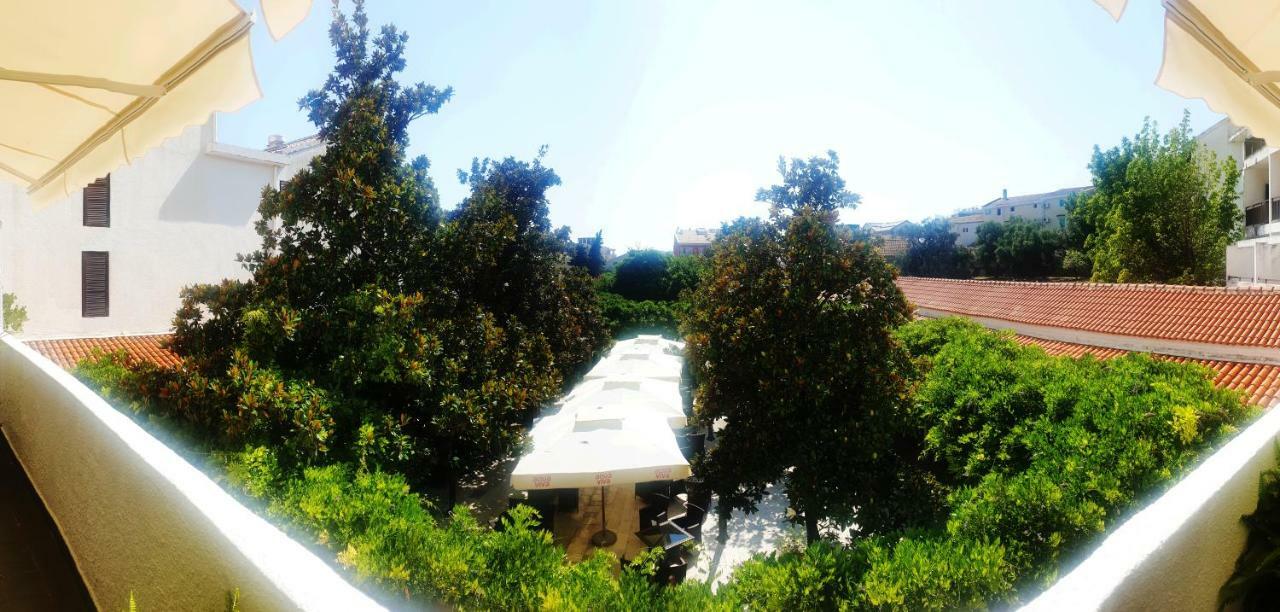 Hotel Sumadija Rafailovici Bečići Buitenkant foto